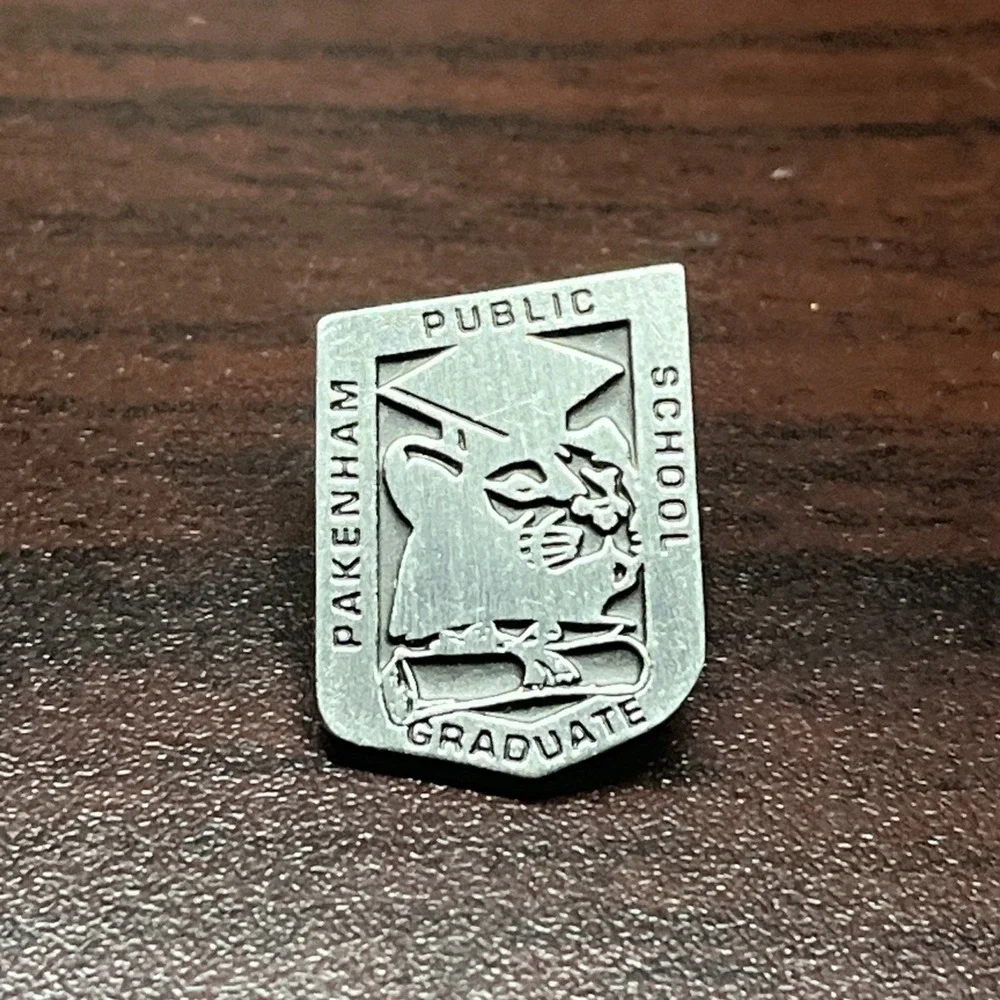 Pakenham‎ Public School Graduate Lapel Hat Pin Solid Pewter